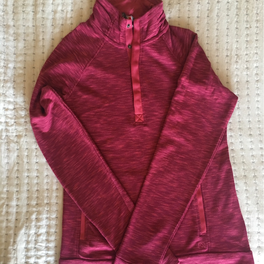 Pull over sweater